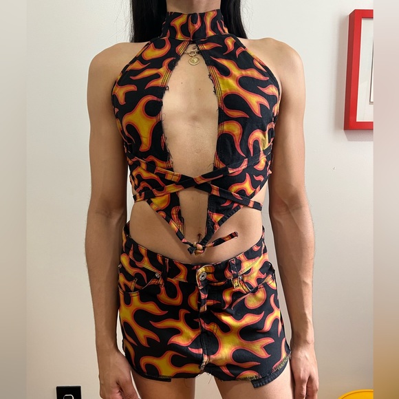 MOSCHINO REDONE 2 PIECE SET - Picture 2 of 4